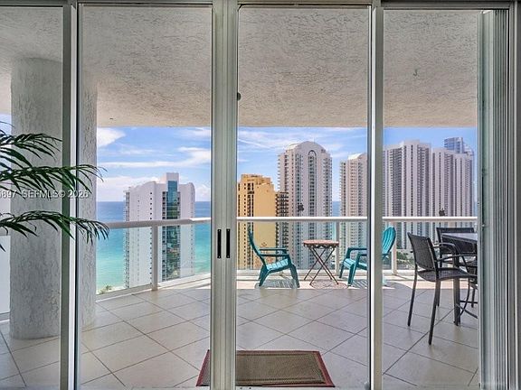 4th image of 16400 Collins Ave APT 2842