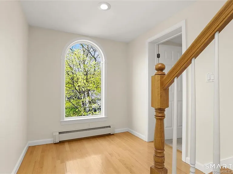 43 River St — Photo 12