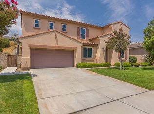 31944 Pepper Tree St, Winchester, CA 92596