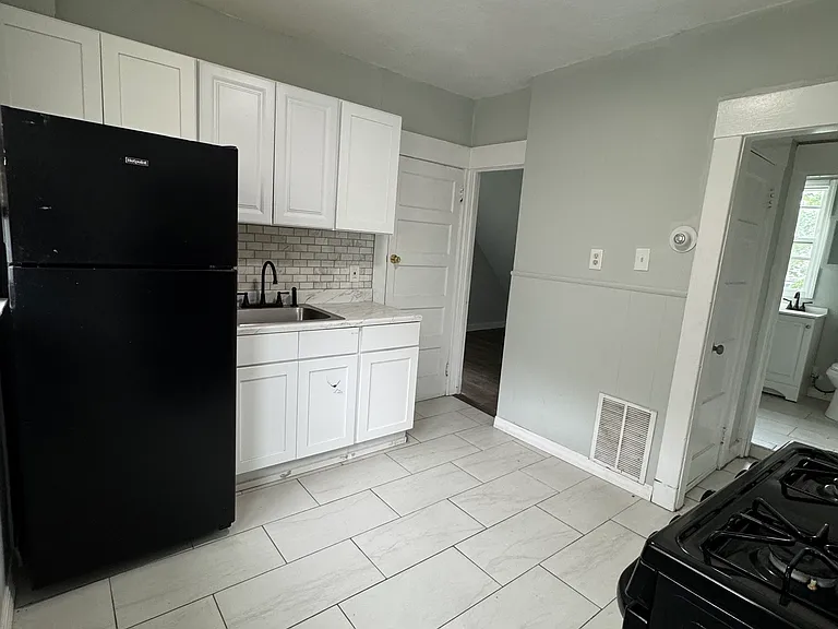 199 English St #2 — Photo 2