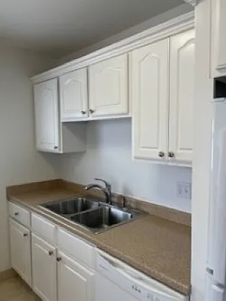 1315 Bayshore Dr #202 — Photo 22