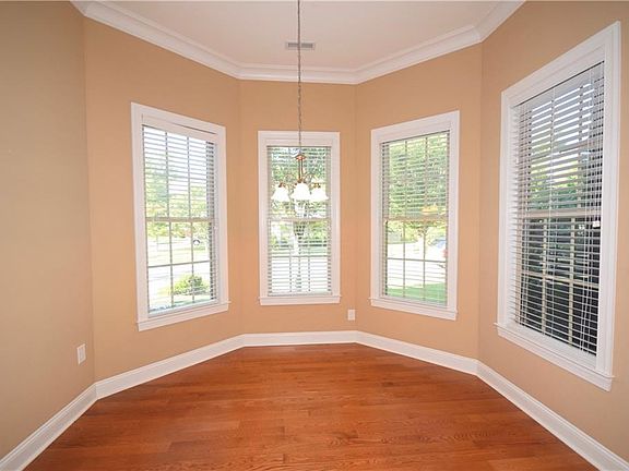 5th image of 1142 Stone Gables Dr