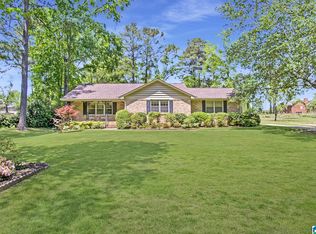 3249 Mockingbird Ln, Birmingham, AL 35226