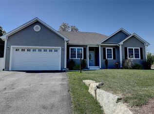 190 Old River Rd, Lincoln, RI 02865