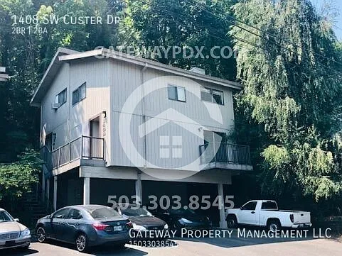 1408 SW Custer Dr — Photo 2