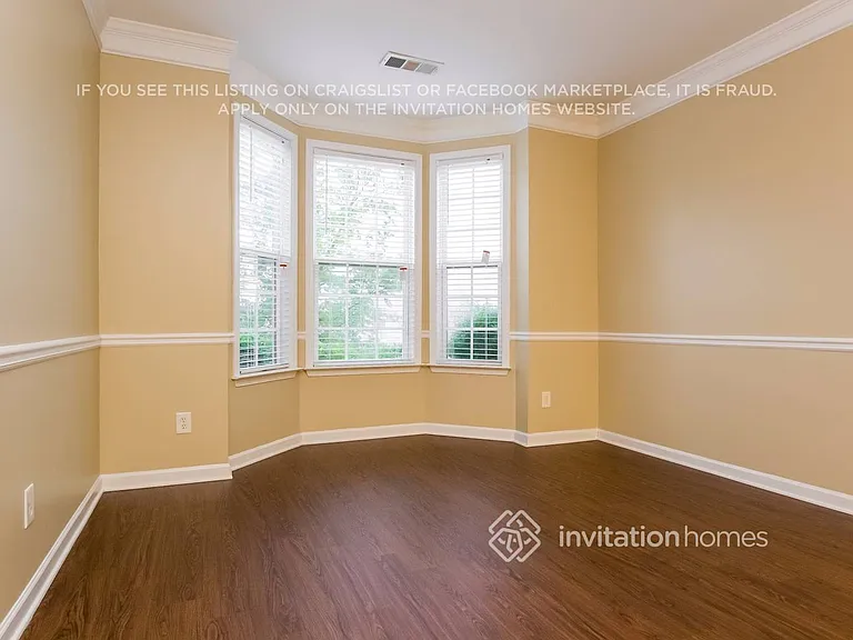 2462 Fisk Falls Dr — Photo 6