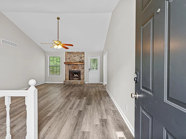 90 Edelweiss Dr — Photo 37