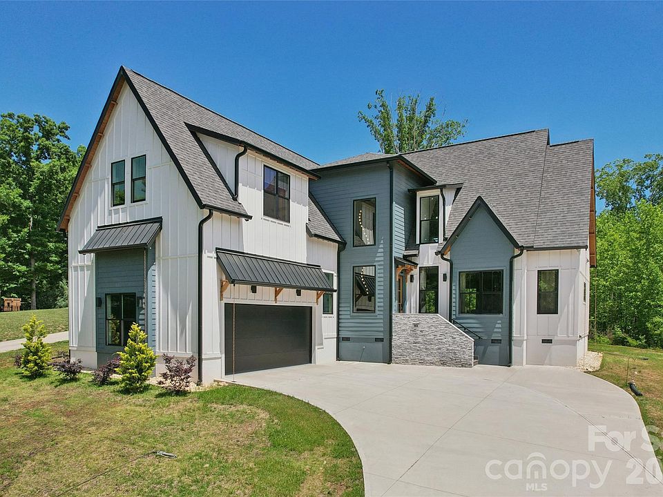 1st image of 3078 Mountain Creek Dr