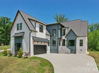 3078 Mountain Creek Dr, Sherrills Ford, NC 28673