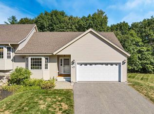 104 Hall Rd, Fremont, NH 03044