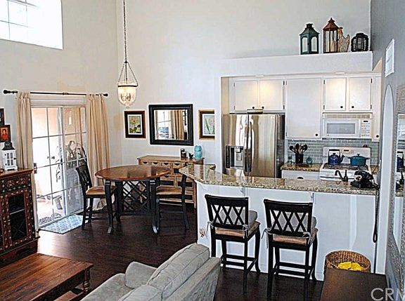 2nd image of 26491 Las Palmas APT 8