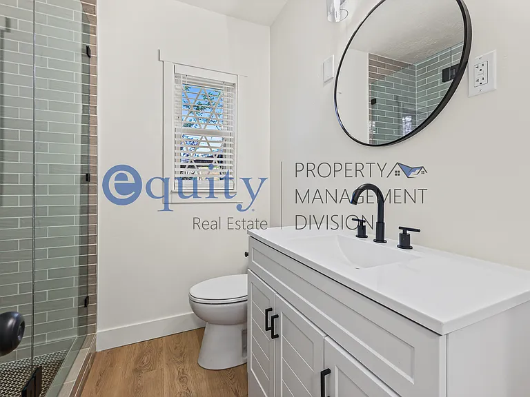 852 E Roosevelt Ave #1 — Photo 7