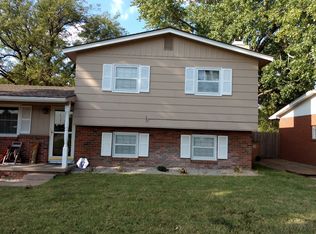 1004 E 31st Ave, Hutchinson, KS 67502