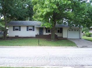 517 N Streeter St, Hesston, KS 67062