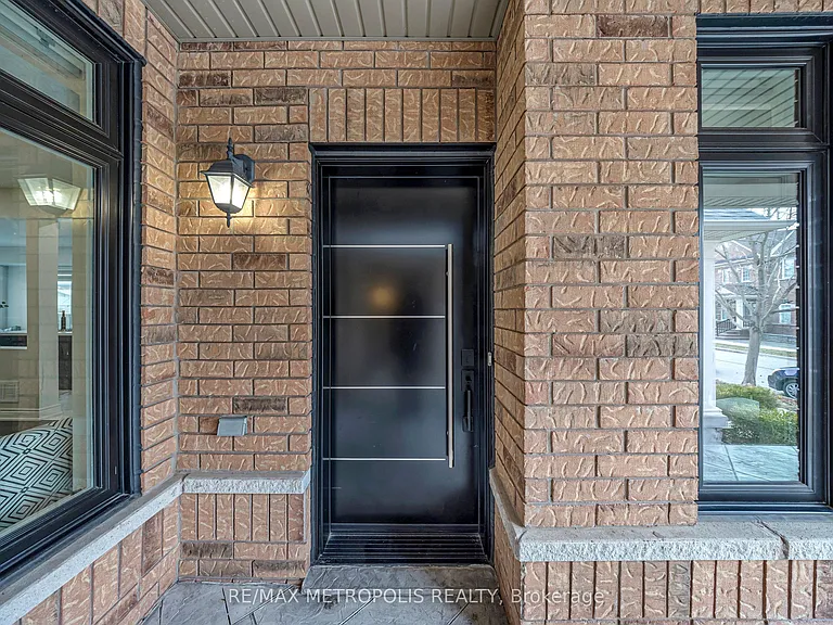 10 Snowcreek St — Photo 44