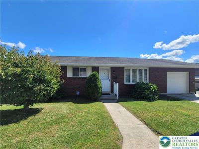 36 Pine Ave, Jim Thorpe, PA, 18229