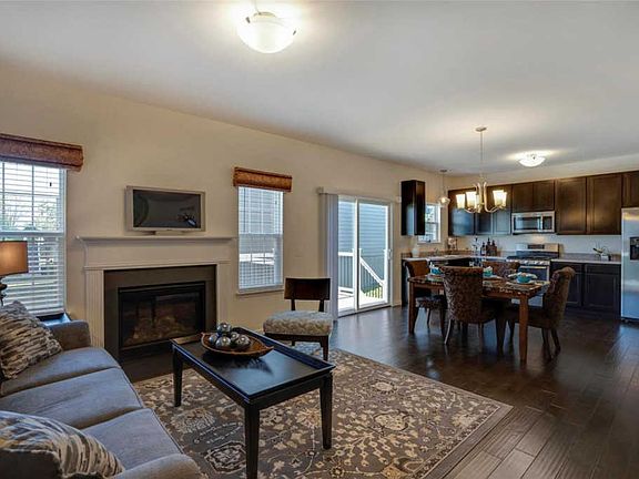 3rd image of 17047 Cambury Ln