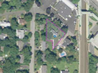 611 Swan St, Ramsey, NJ 07446