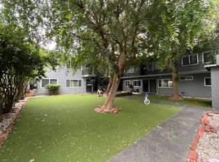 6825 Albany St., Huntington Park, CA 90255