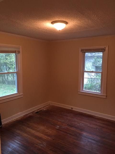 2nd image of 3545 Napier Ave