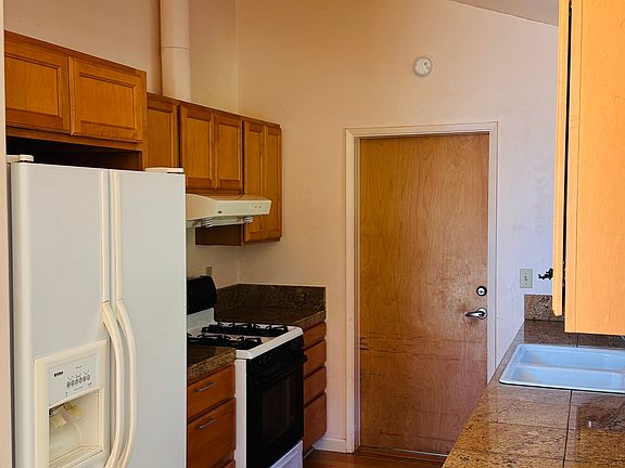 3rd image of 124 Towhee Dr #120