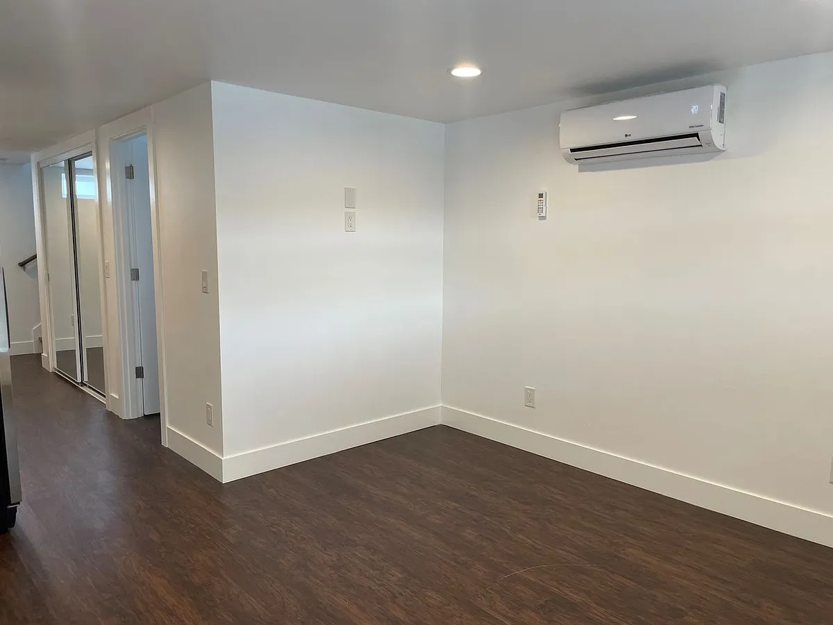 Building Photo - 29 S Lee Ct