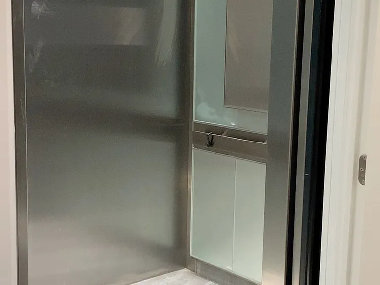 1 Gloucester St #816 — Photo 3