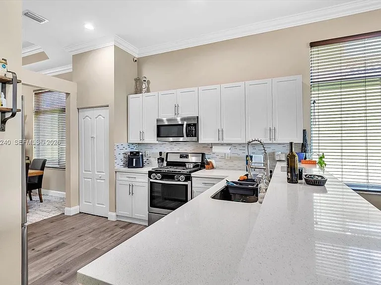 6228 SW 194th Ave — Photo 14