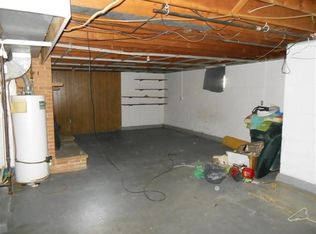 504 S 1st St, Fisher, IL
