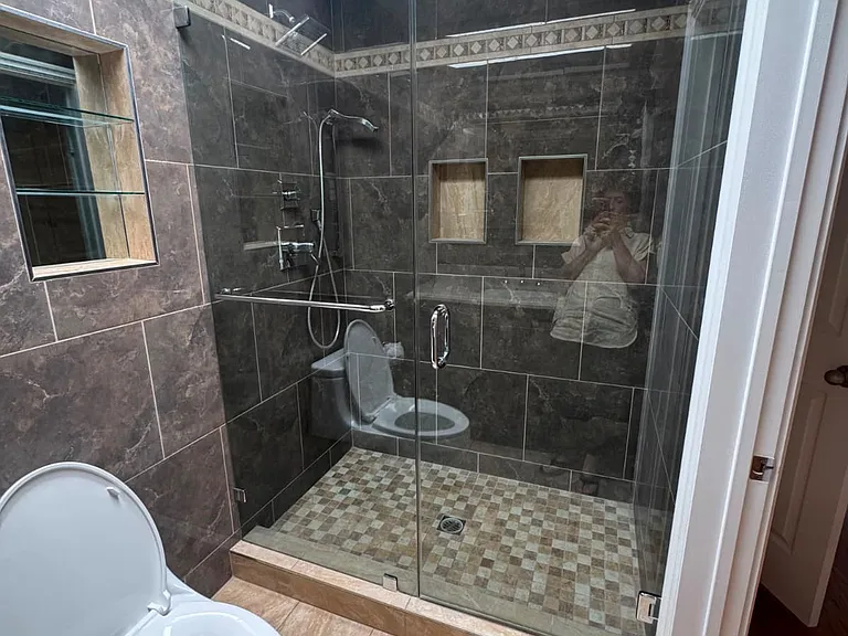 4153 W Sarah St — Photo 34