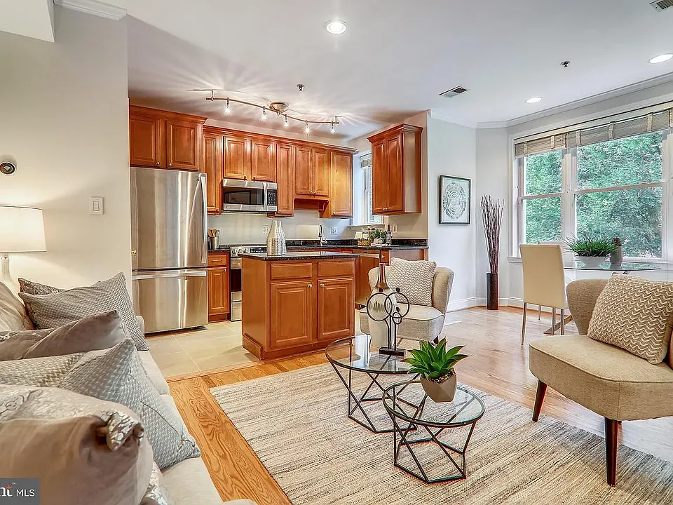 1438 Columbia Rd NW