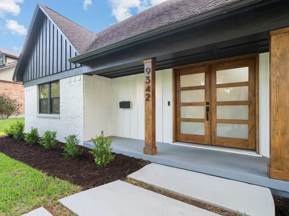 9342 Springwater Dr, Dallas, TX 75228