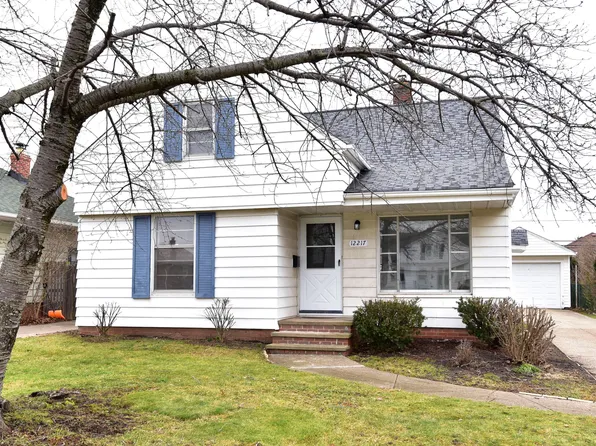 12217 Grannis Rd, Garfield Heights, OH 44125