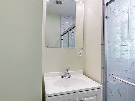 5th image of 2458 W 45th Pl