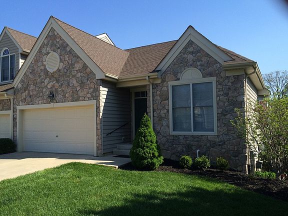 Millstone Townhouse : Clark Turner constructed townhouse - end unit on premium lot