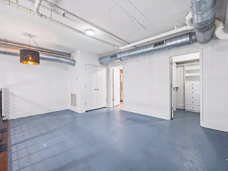 715 N Graham St #204 — Photo 10