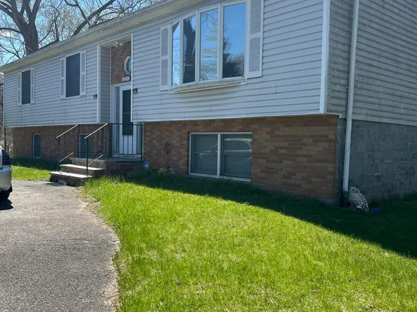 198 Doris St Street, Port Ewen, NY 12466