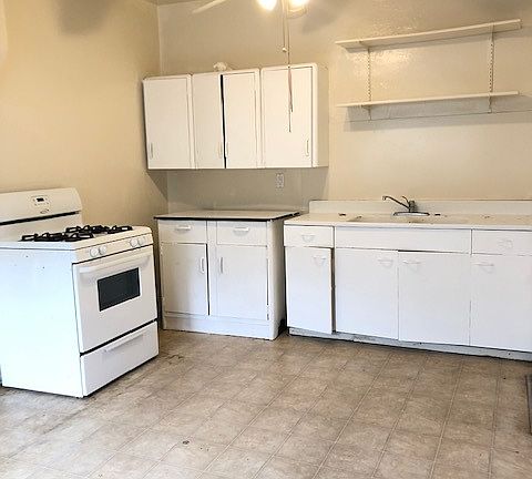 3rd image of 290 S Olive St APT C