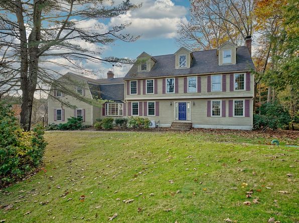 5 Runnymede Drive, North Hampton, NH 03862