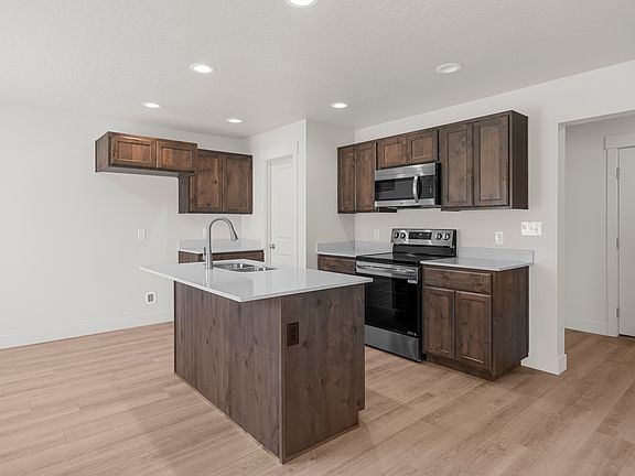 3rd image of 4003 S Woodland Avenue 320 #Mv