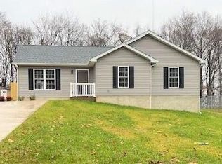 205 Rutledge Cir, Salem, VA 24153