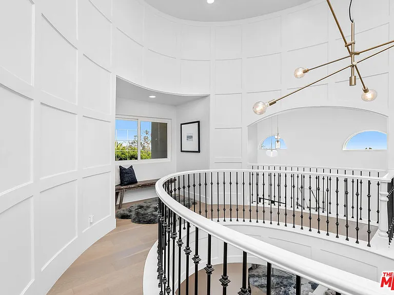 23458 W Moon Shadows Dr — Photo 25