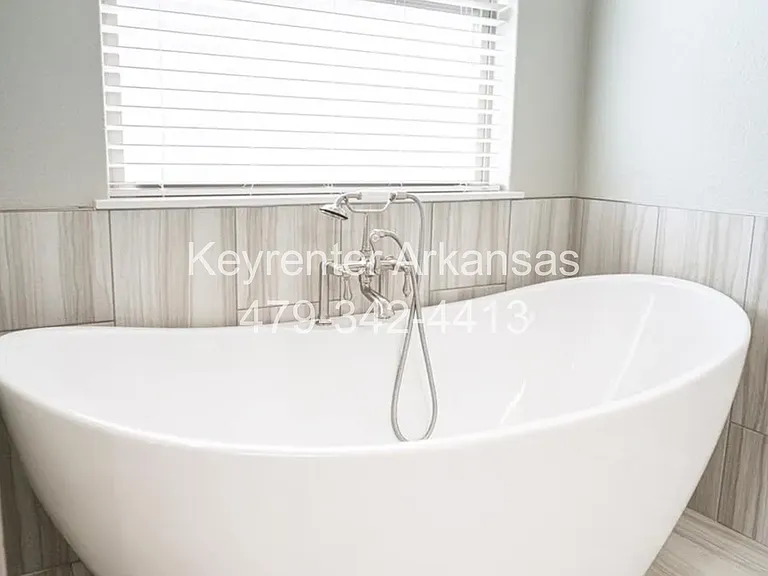 400 SW Ramsey Ln — Photo 20