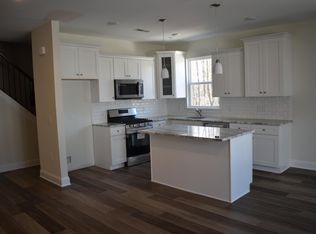 18 Emily Ct, Hazlet, NJ 07730