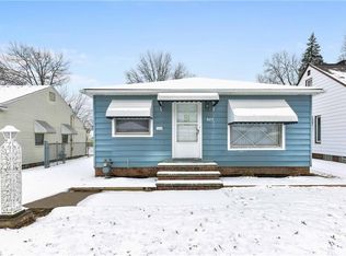 8415 Pinegrove Ave, Parma, OH