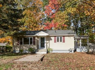 104 Stuart Ave, Leominster, MA 01453