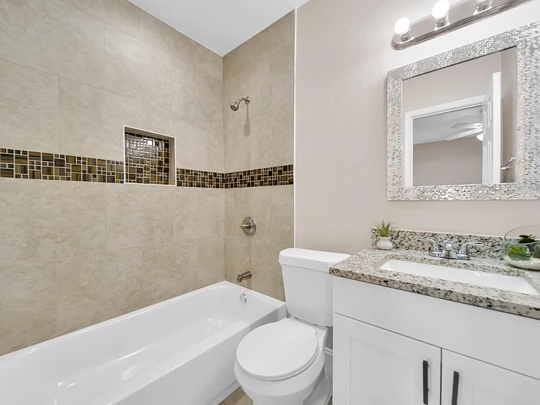 339 Avenue G — Photo 19