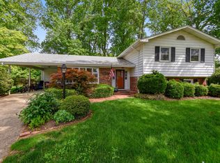 5010 Cockney Ct, Annandale, VA 22003