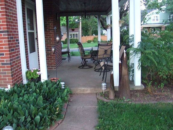 Covered Side Patio