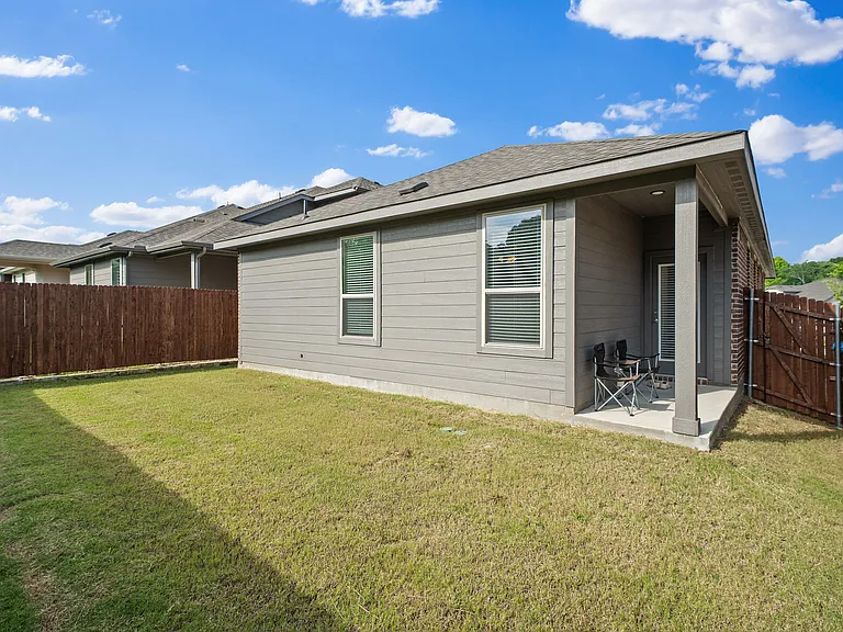 3211 Bedstraw Ln — Photo 34
